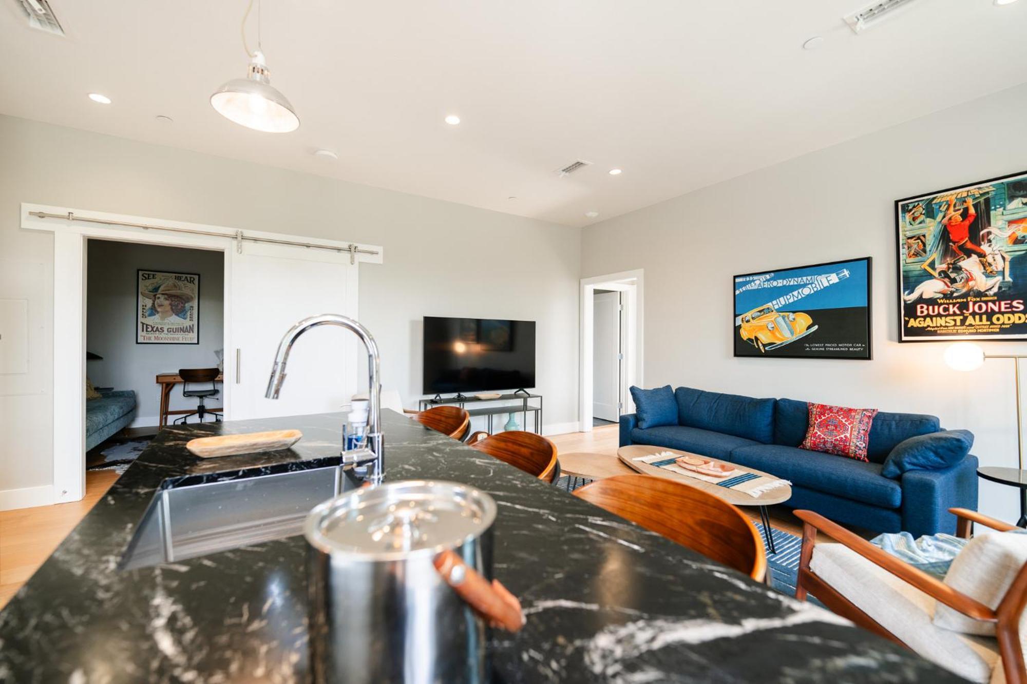 Western 1924 Luxury Lofts Martindale المظهر الخارجي الصورة