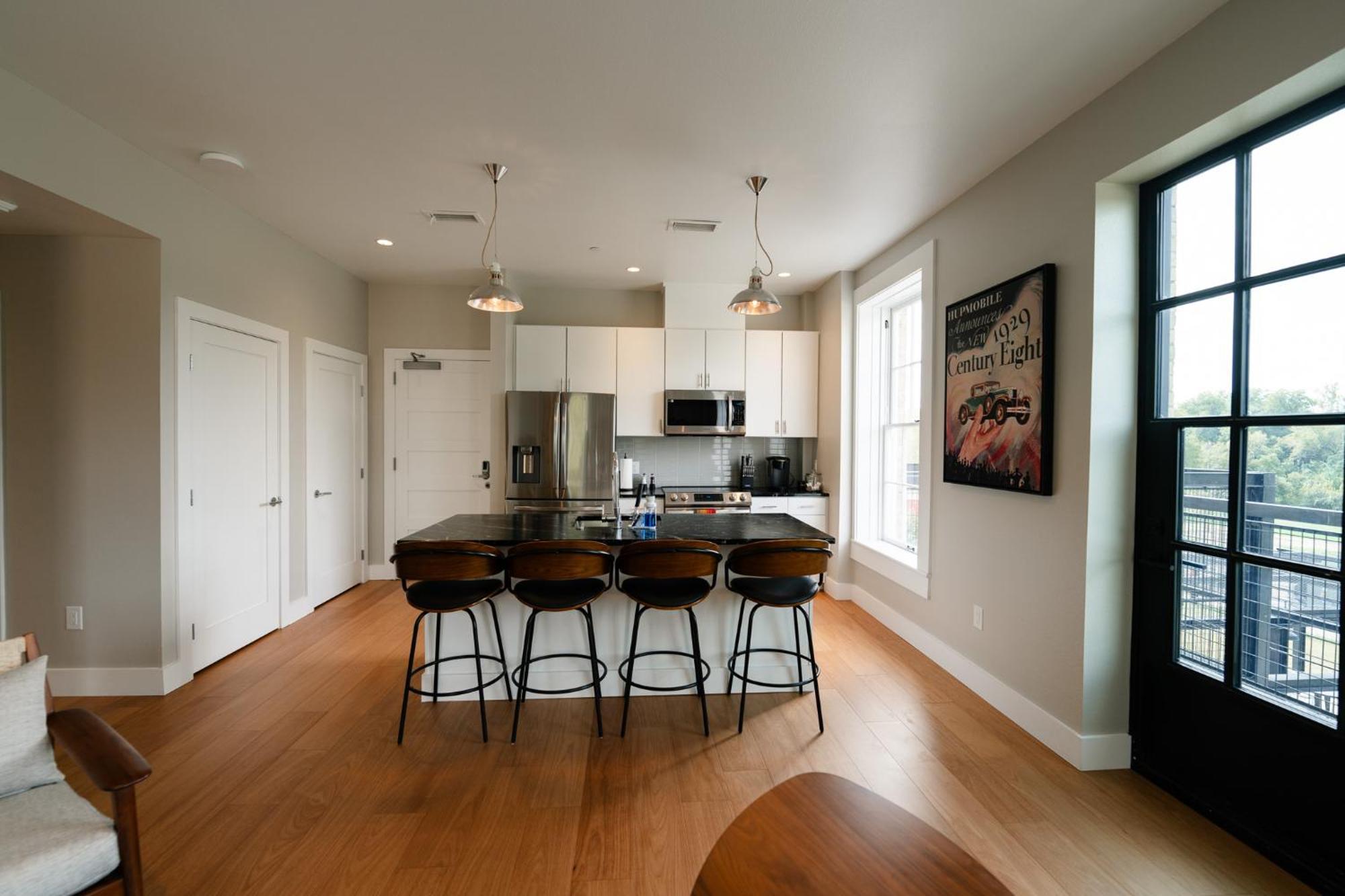 Western 1924 Luxury Lofts Martindale المظهر الخارجي الصورة
