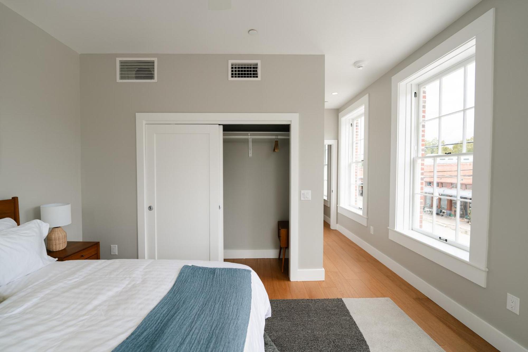 Western 1924 Luxury Lofts Martindale المظهر الخارجي الصورة