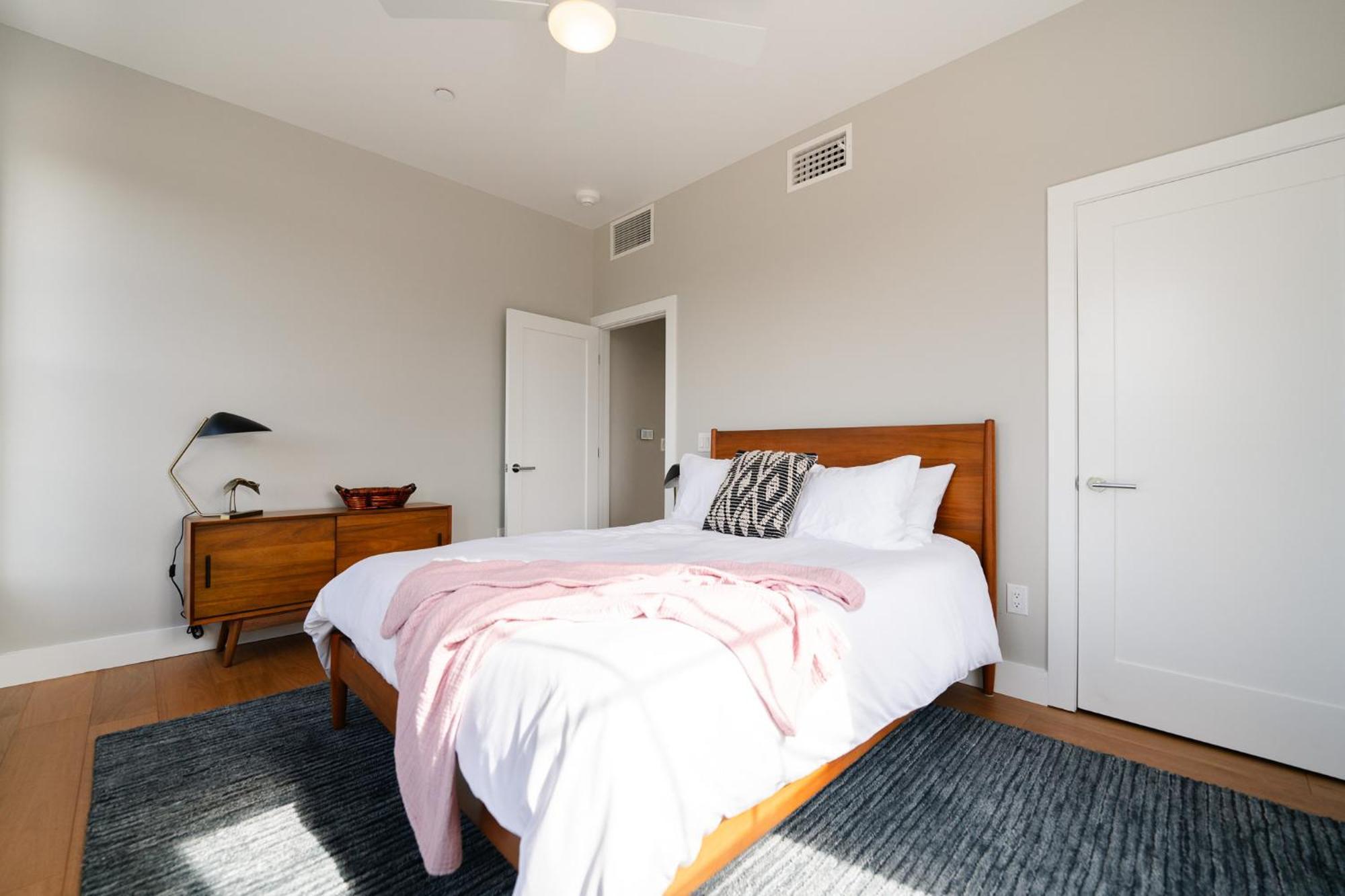 Western 1924 Luxury Lofts Martindale المظهر الخارجي الصورة