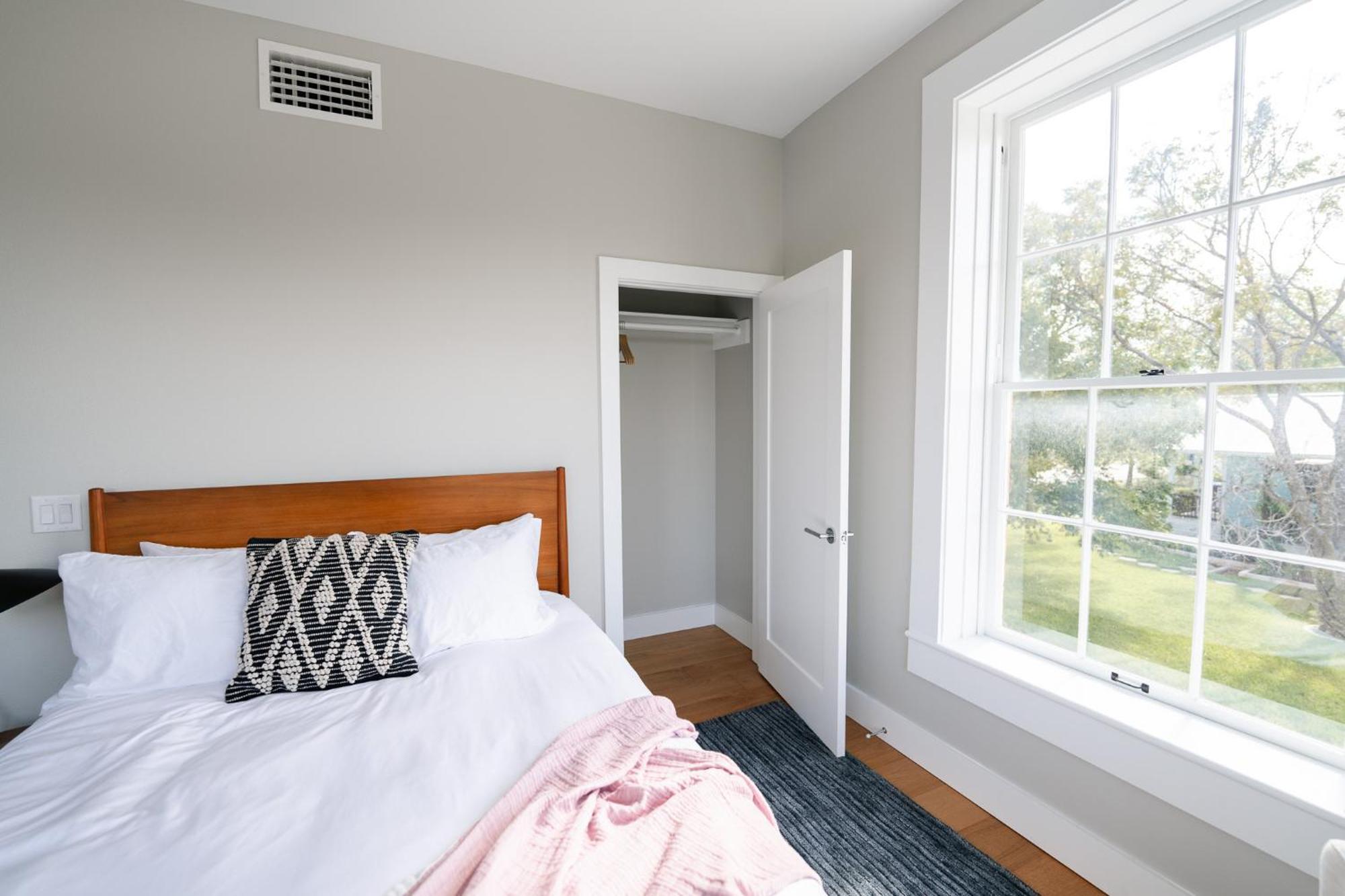 Western 1924 Luxury Lofts Martindale المظهر الخارجي الصورة