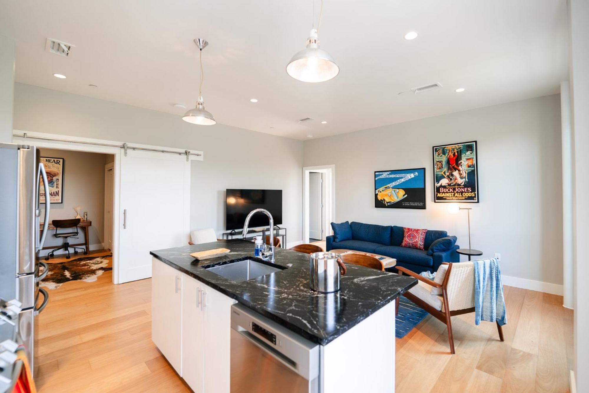Western 1924 Luxury Lofts Martindale المظهر الخارجي الصورة